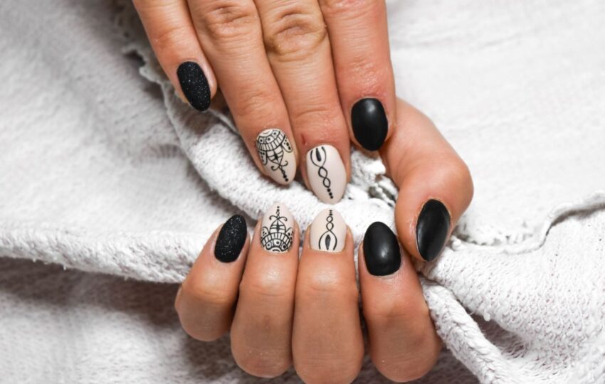 Professional Nail Salon: Your Happy Nail Spot!